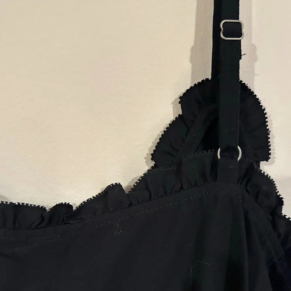 Old navy blouse NWT - Picture 4 of 4